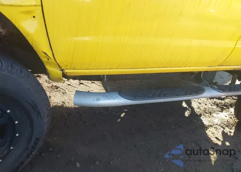 2000 Nissan Xterra Se/Xe z USA, uszkodzony, nr VIN 5N1ED28Y2YC573360